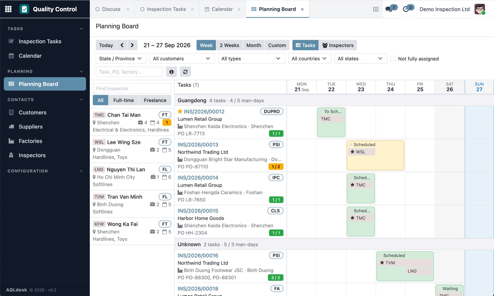 Planning board, task view: each inspection job as a bar across the week with its inspectors, grouped by province